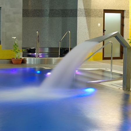 Majewski Hotel & Spa Malbork Bagian luar foto