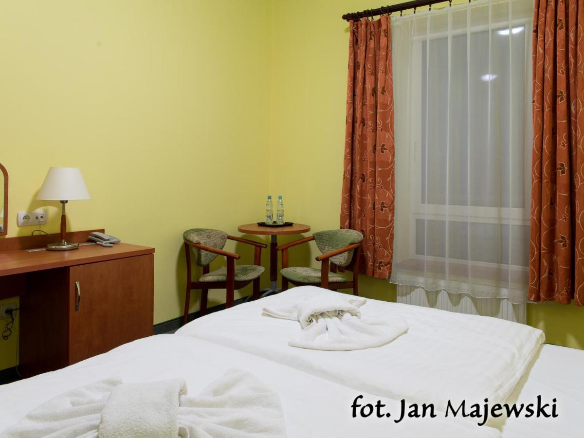 Majewski Hotel & Spa Malbork Ruang foto